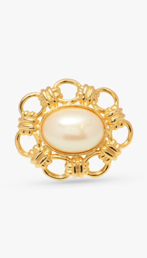 Vintagebrosje med faux perle