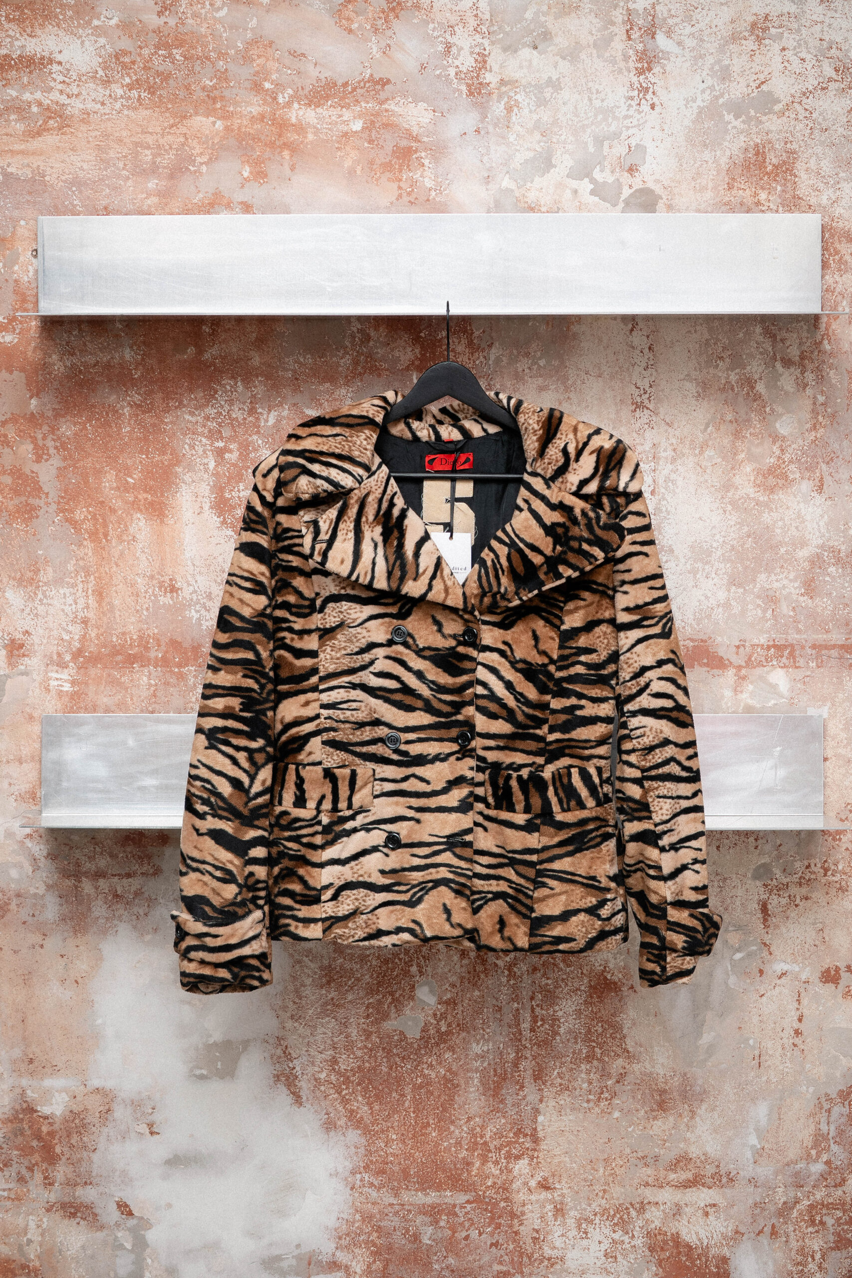 Fløyelsjakke med tigerprint - Bilde 4